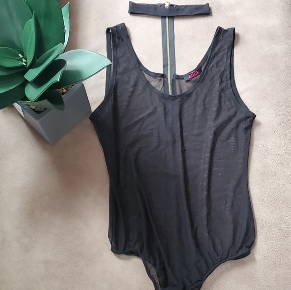 🤑 3/$20 Mesh Bodysuit w/ attached choker - Picture 2 of 5